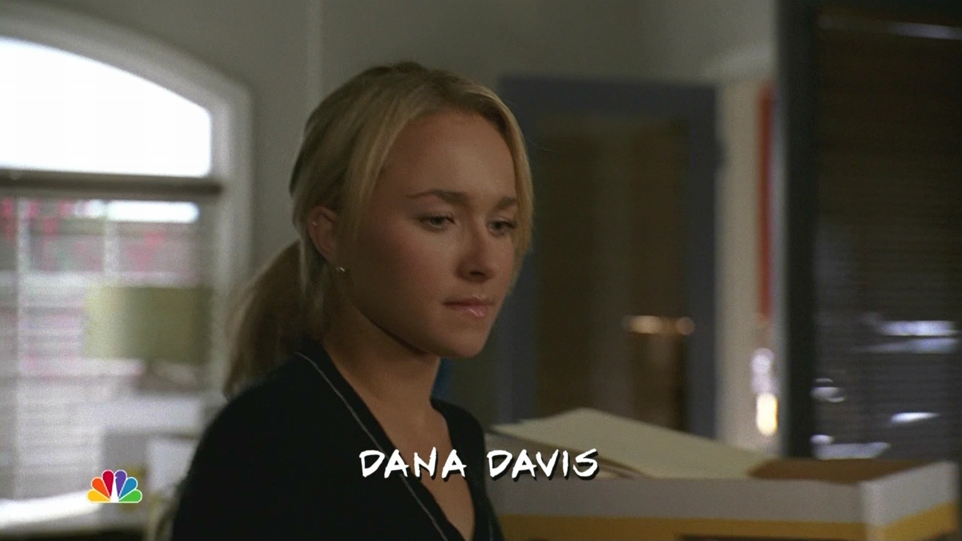 HaydenPanettiere_Heroes_S02E11_HDTV_004.jpg HaydenPanettiere_Heroes_S02E11_HDTV_004.jpg