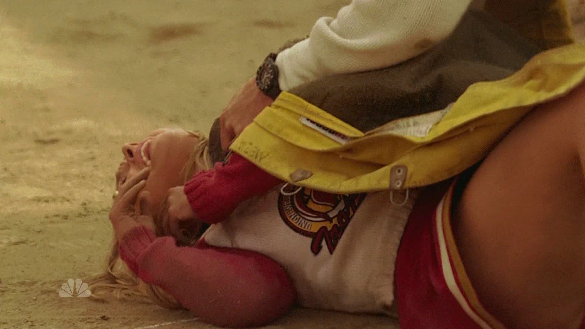 HaydenPanettiere_Heroes_S01E01_HDTV_011.jpg HaydenPanettiere_Heroes_S01E01_HDTV_011.jpg