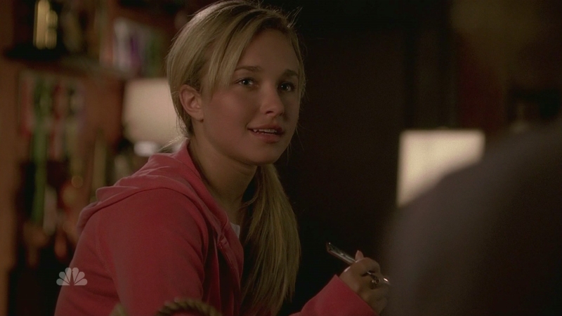 HaydenPanettiere_Heroes_S01E01_HDTV_021.jpg