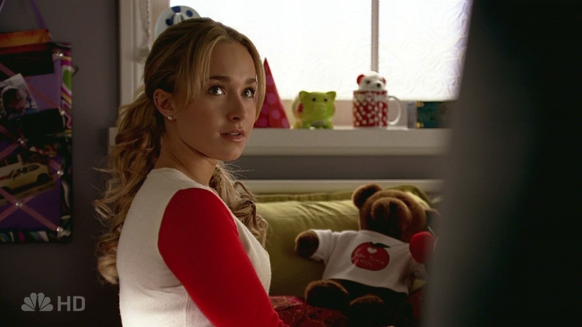 HaydenPanettiere_Heroes_S01E10_HDTV_020.jpg HaydenPanettiere_Heroes_S01E10_HDTV_020.jpg