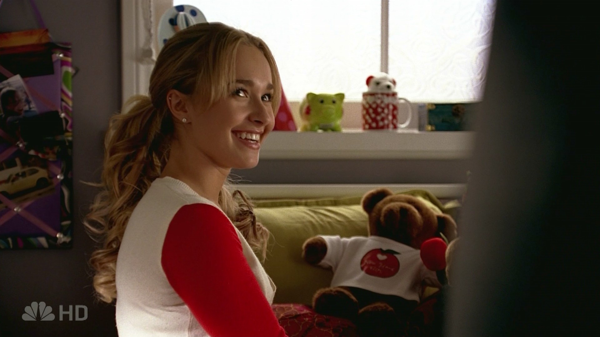 HaydenPanettiere_Heroes_S01E10_HDTV_021.jpg HaydenPanettiere_Heroes_S01E10_HDTV_021.jpg