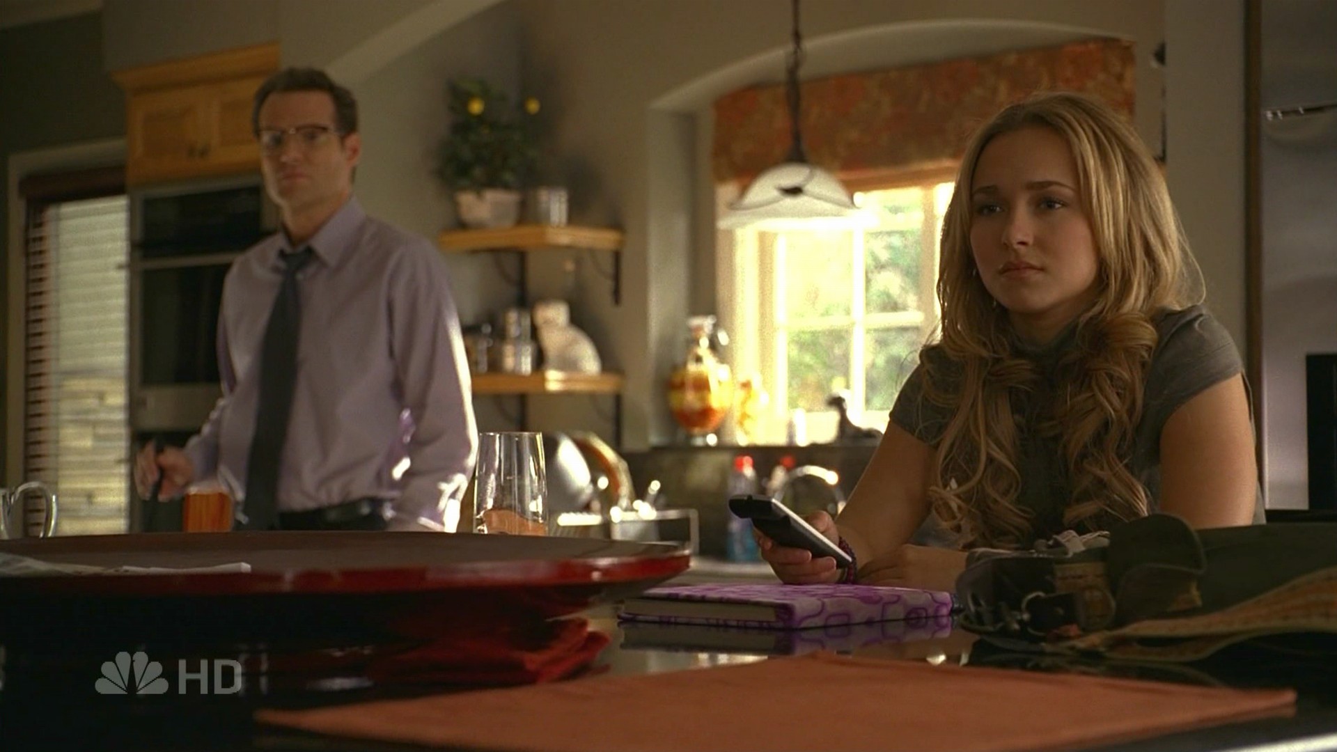 HaydenPanettiere_Heroes_S01E12_HDTV_002.jpg HaydenPanettiere_Heroes_S01E12_HDTV_002.jpg