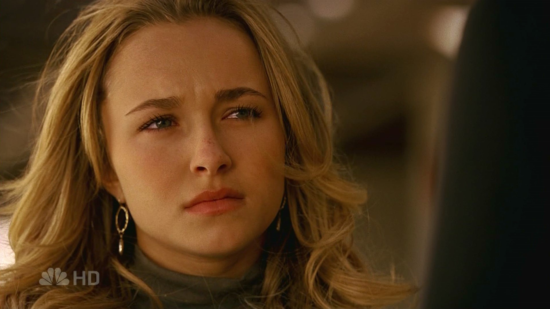 HaydenPanettiere_Heroes_S01E12_HDTV_017.jpg