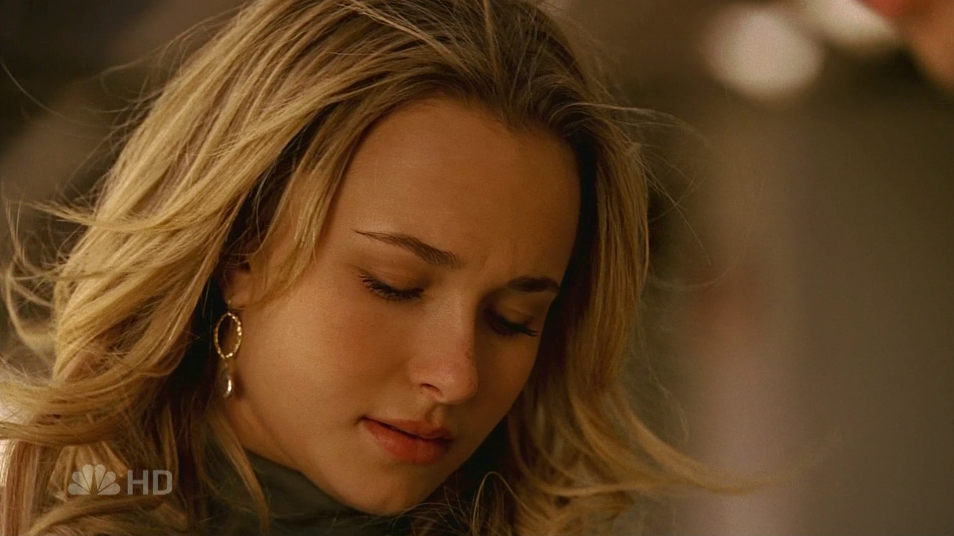 HaydenPanettiere_Heroes_S01E12_HDTV_018.jpg