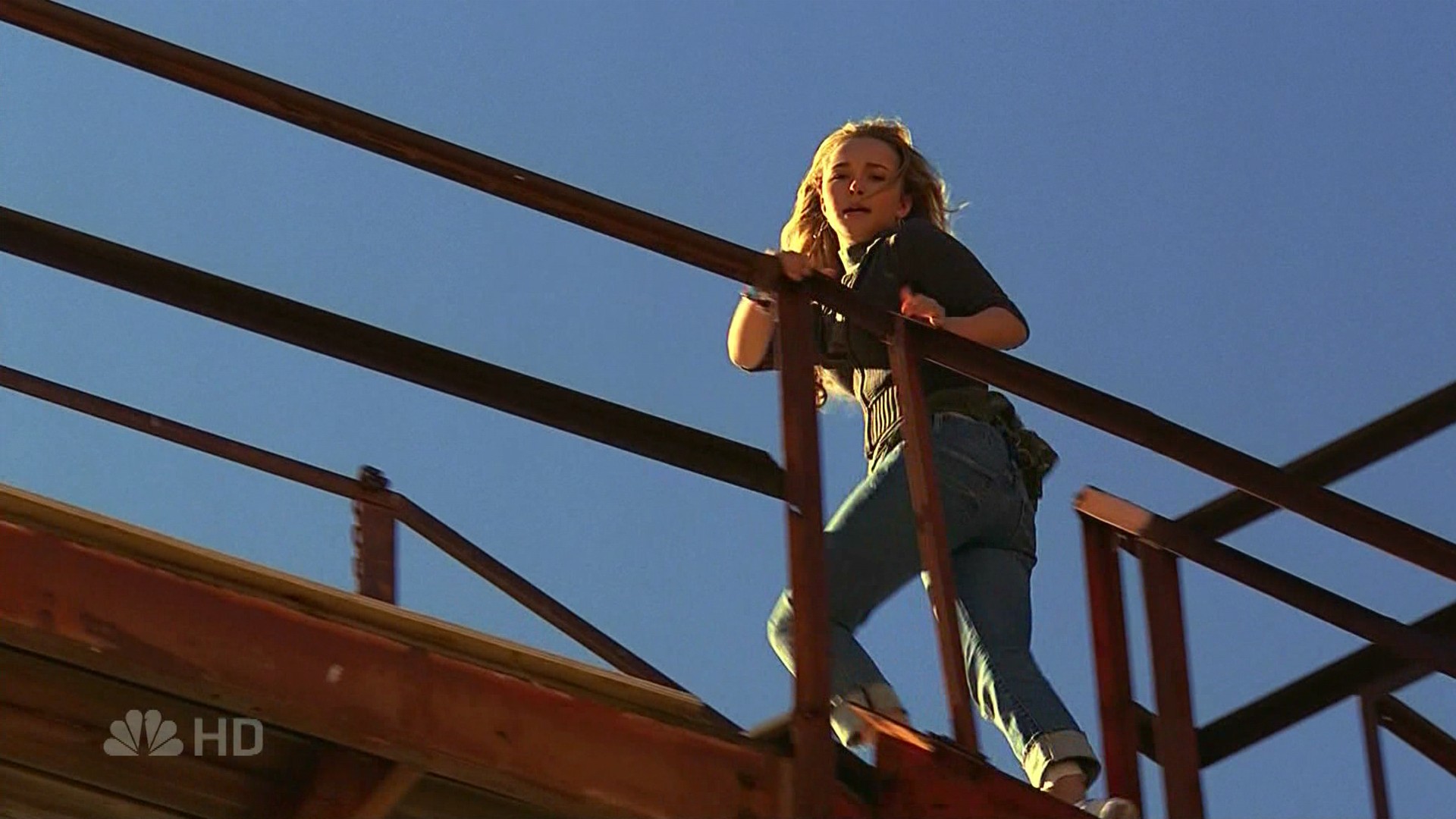 HaydenPanettiere_Heroes_S01E12_HDTV_034.jpg