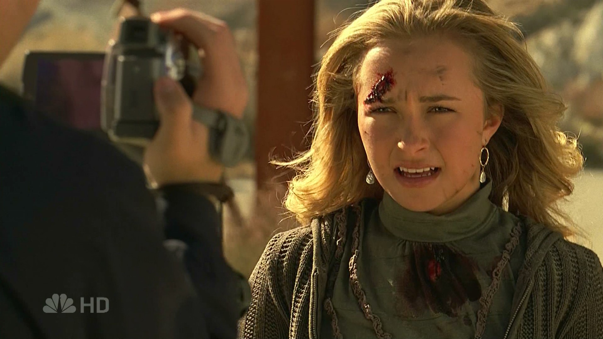 HaydenPanettiere_Heroes_S01E12_HDTV_036.jpg HaydenPanettiere_Heroes_S01E12_HDTV_036.jpg
