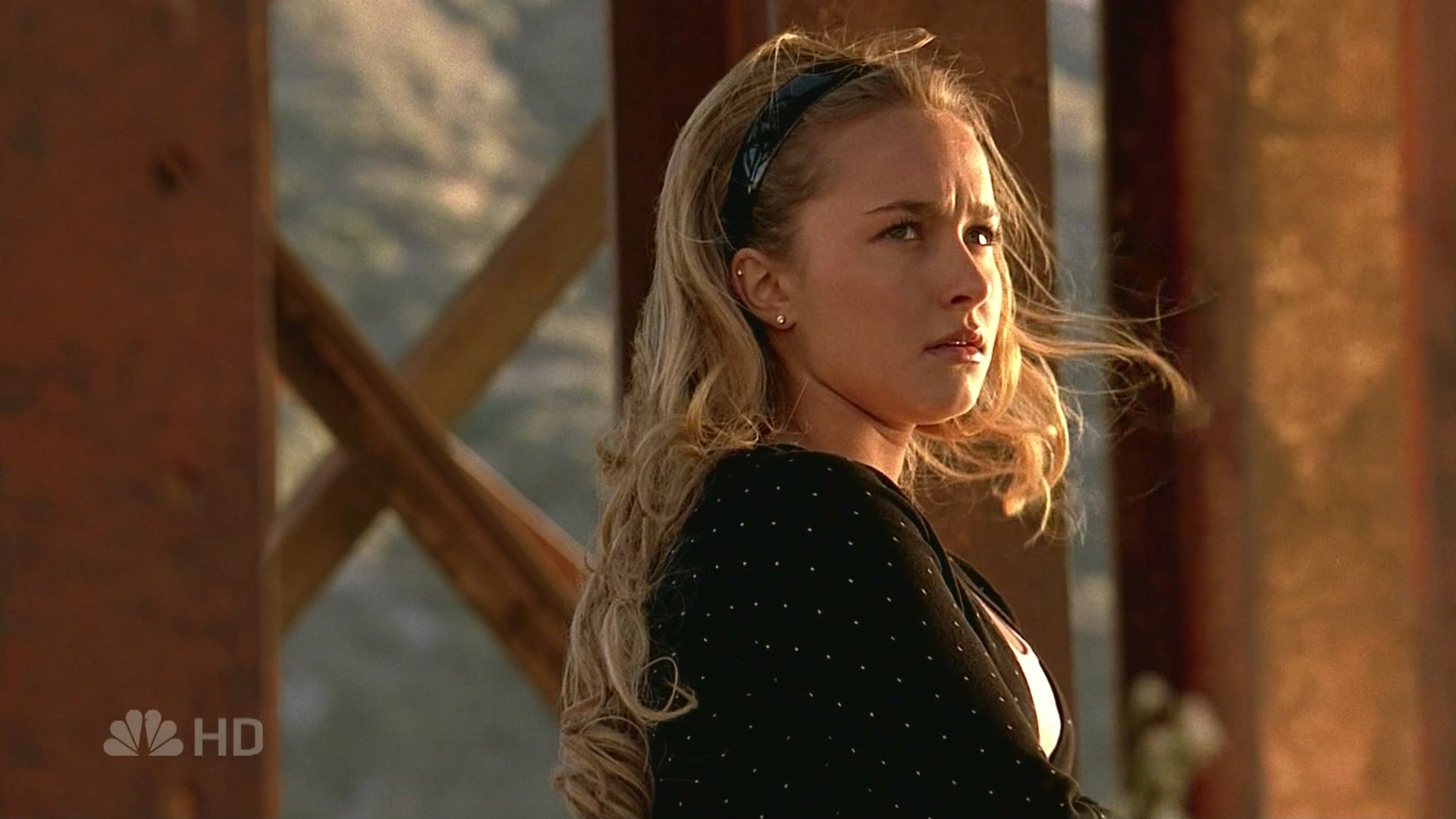 HaydenPanettiere_Heroes_S01E13_HDTV_016.jpg HaydenPanettiere_Heroes_S01E13_HDTV_016.jpg
