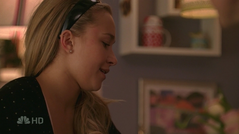 HaydenPanettiere_Heroes_S01E13_HDTV_037.jpg