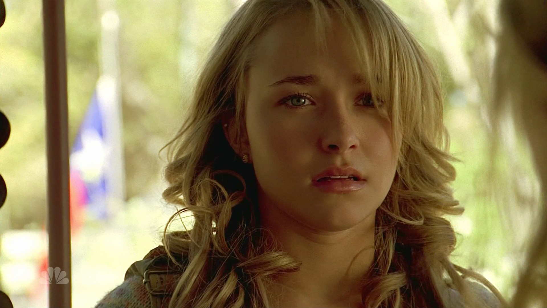 HaydenPanettiere_Heroes_S01E14_HDTV_020.jpg HaydenPanettiere_Heroes_S01E14_HDTV_020.jpg