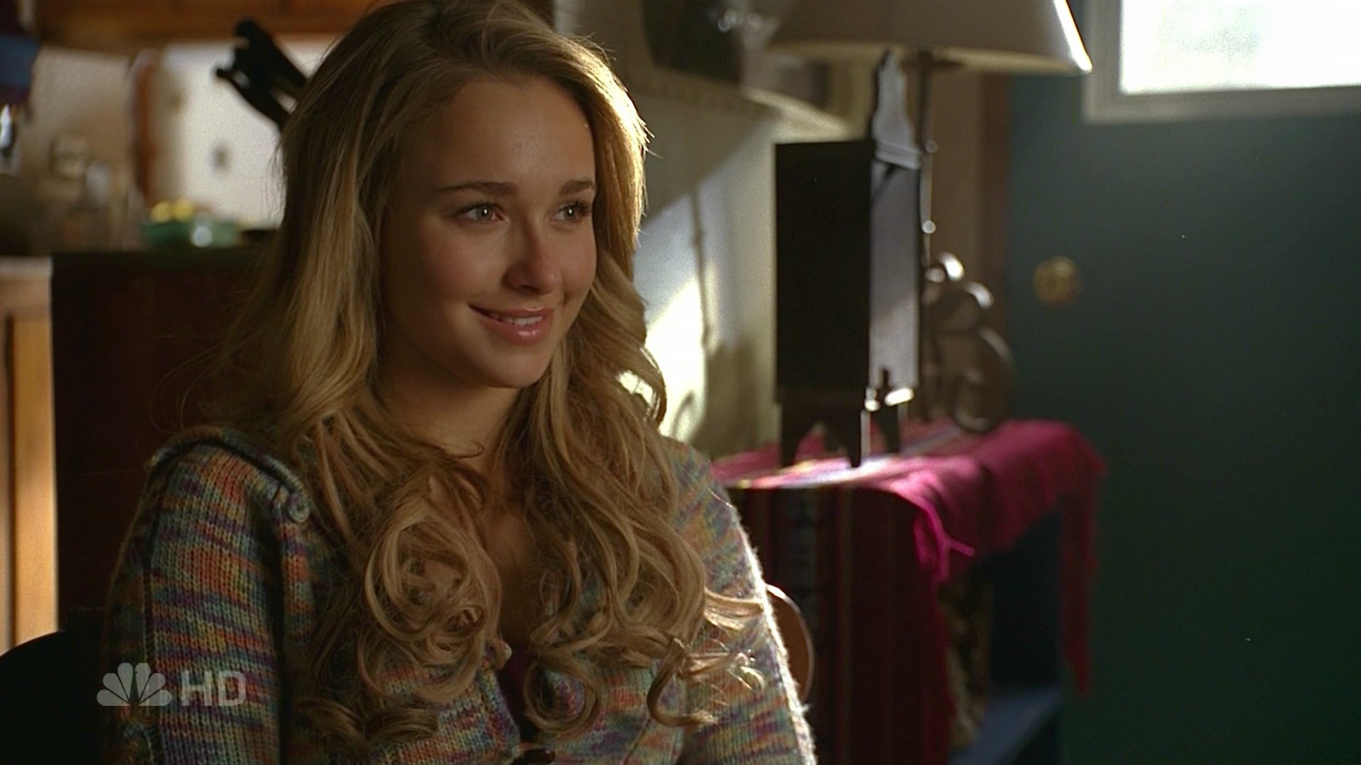 HaydenPanettiere_Heroes_S01E14_HDTV_027.jpg HaydenPanettiere_Heroes_S01E14_HDTV_027.jpg