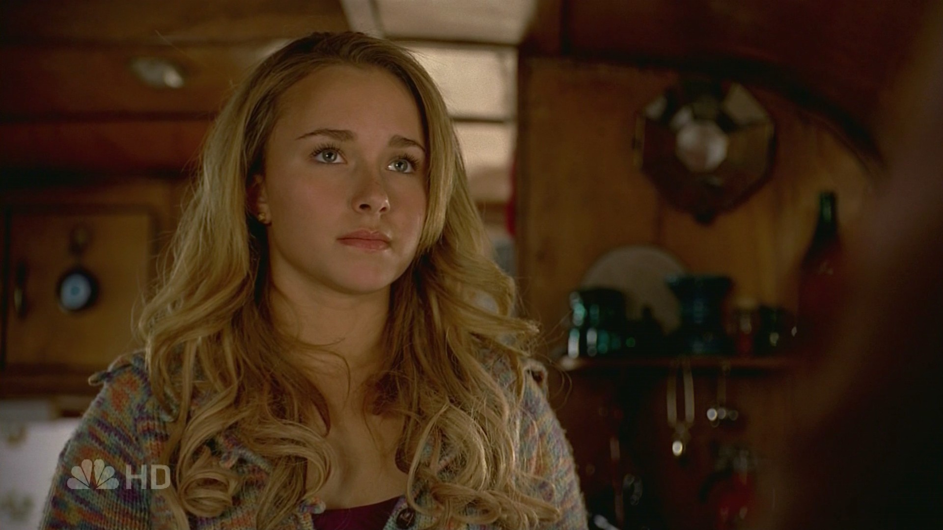 HaydenPanettiere_Heroes_S01E14_HDTV_039.jpg HaydenPanettiere_Heroes_S01E14_HDTV_039.jpg