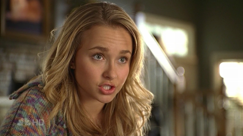 HaydenPanettiere_Heroes_S01E14_HDTV_006.jpg