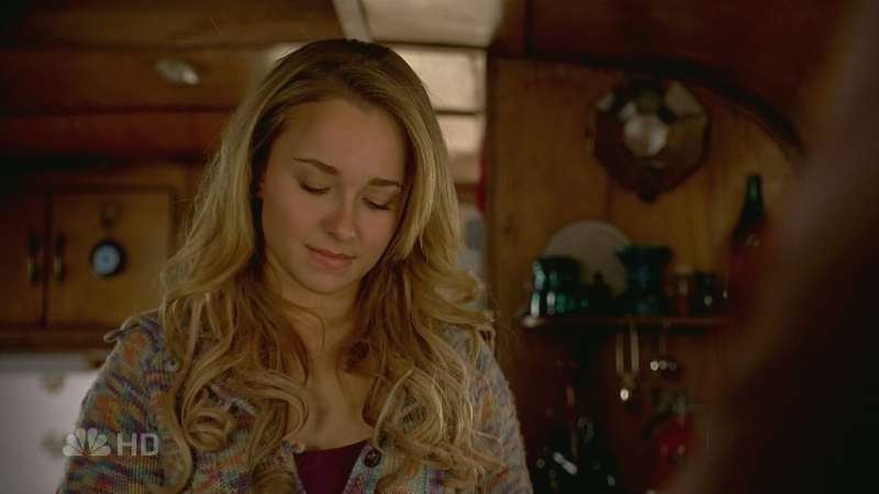 HaydenPanettiere_Heroes_S01E14_HDTV_038.jpg