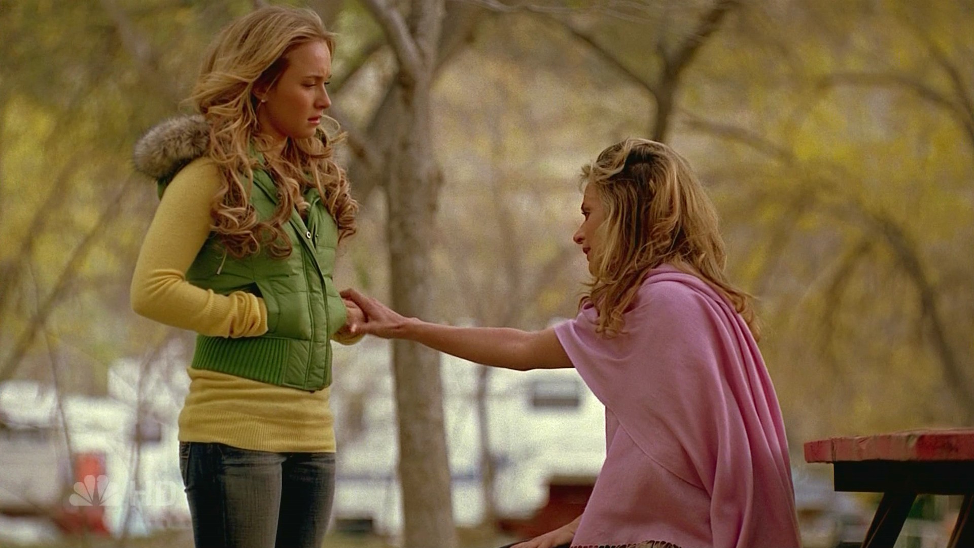 HaydenPanettiere_Heroes_S01E15_HDTV_026.jpg