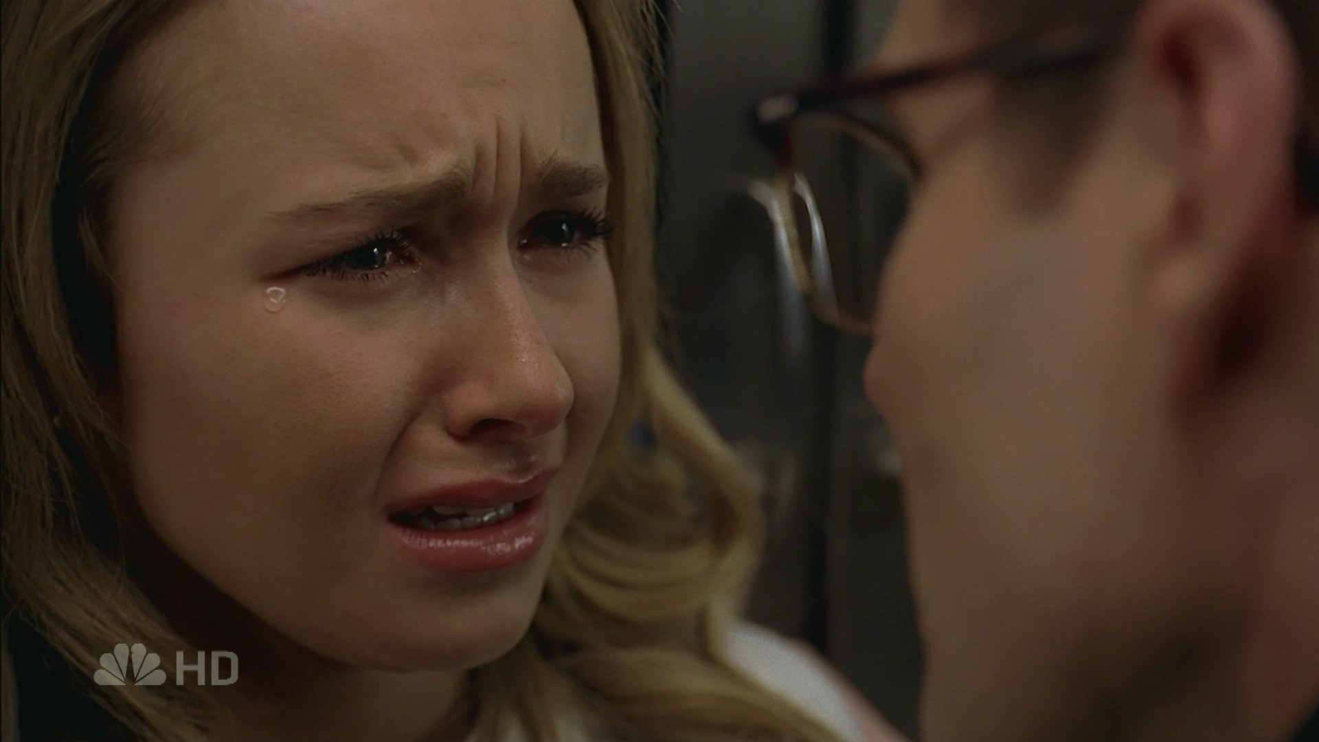 HaydenPanettiere_Heroes_S01E16_HDTV_029.jpg HaydenPanettiere_Heroes_S01E16_HDTV_029.jpg