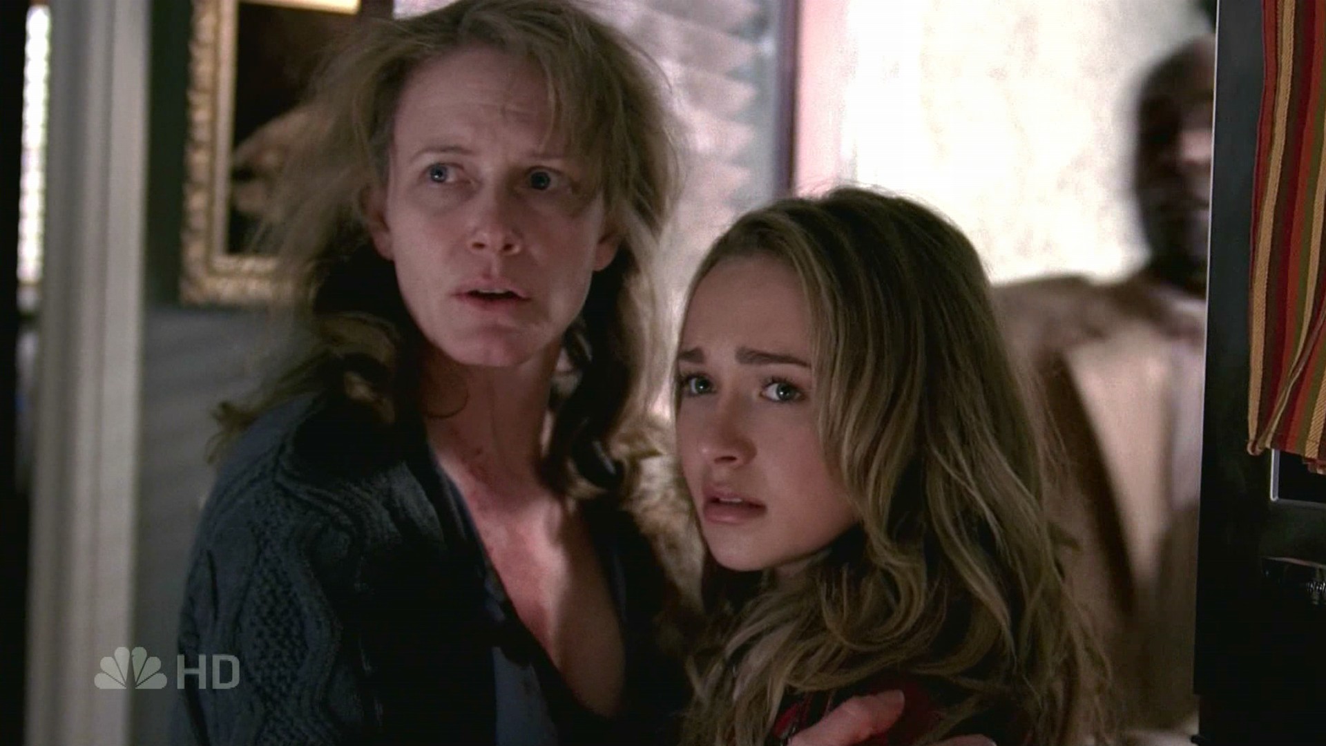 HaydenPanettiere_Heroes_S01E17_HDTV_056.jpg