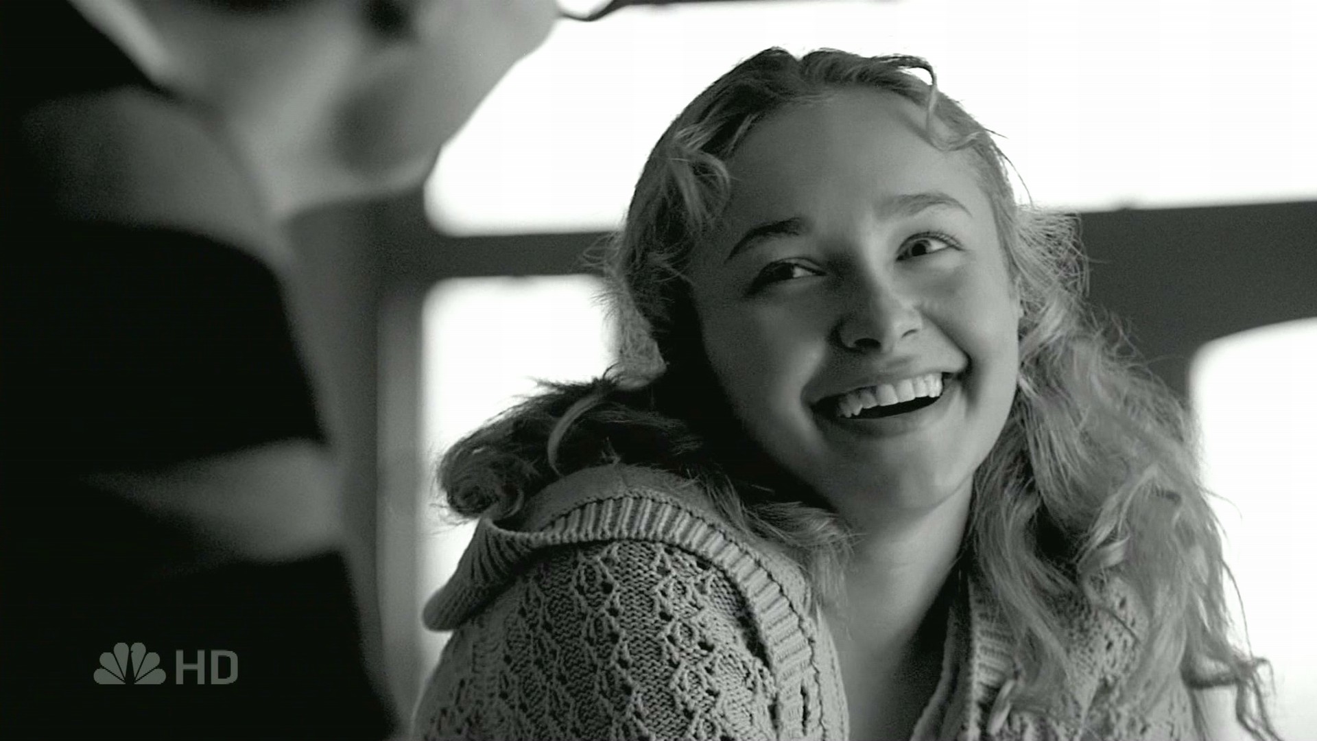 HaydenPanettiere_Heroes_S01E17_HDTV_074.jpg HaydenPanettiere_Heroes_S01E17_HDTV_074.jpg