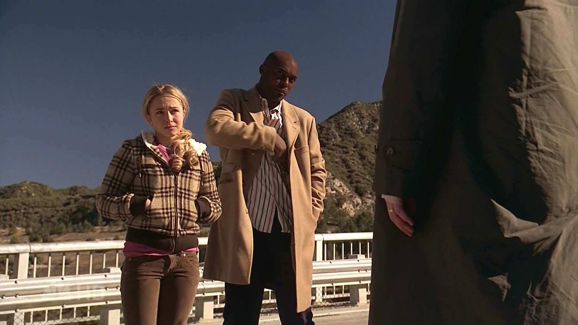 HaydenPanettiere_Heroes_S01E17_HDTV_086.jpg