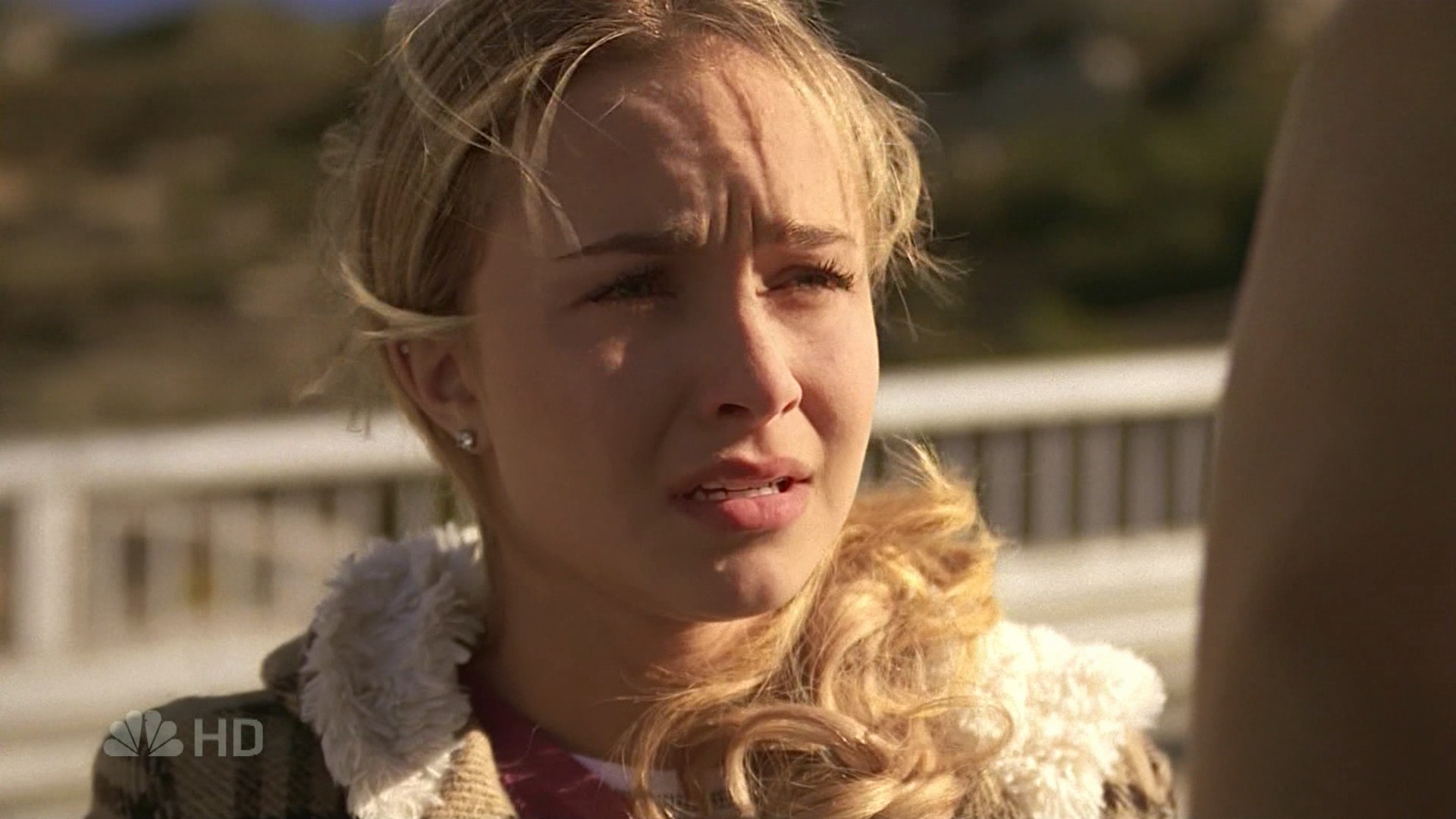 HaydenPanettiere_Heroes_S01E17_HDTV_088.jpg HaydenPanettiere_Heroes_S01E17_HDTV_088.jpg