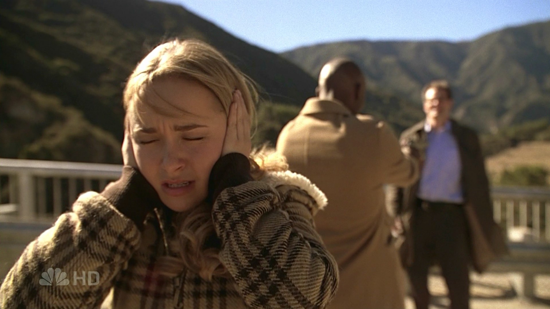 HaydenPanettiere_Heroes_S01E17_HDTV_089.jpg