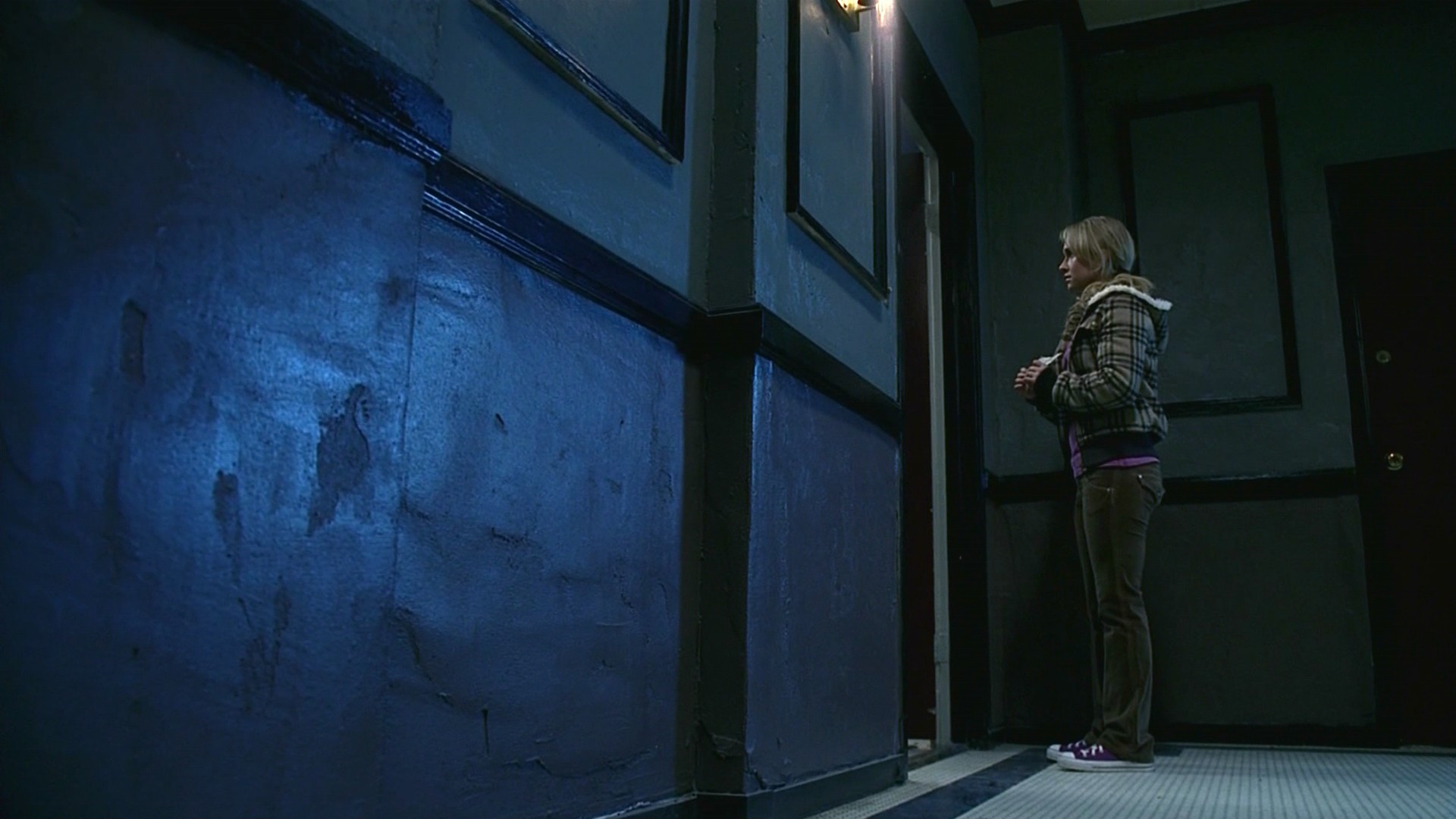 HaydenPanettiere_Heroes_S01E18_HDTV_023.jpg