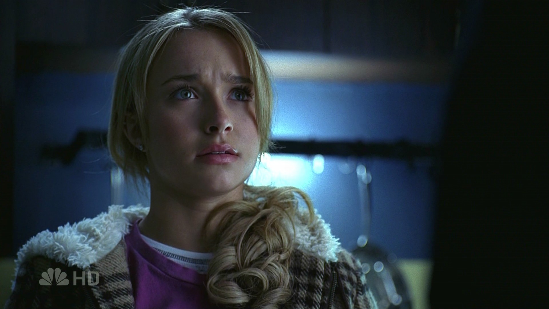 HaydenPanettiere_Heroes_S01E18_HDTV_029.jpg HaydenPanettiere_Heroes_S01E18_HDTV_029.jpg