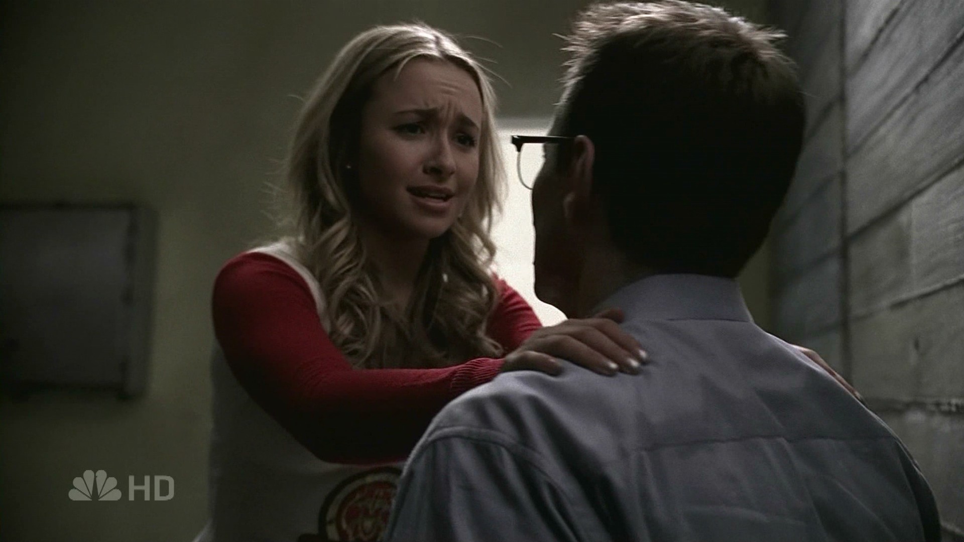 HaydenPanettiere_Heroes_S01E19_HDTV_002.jpg