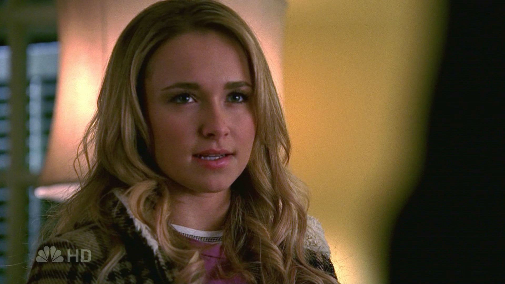 HaydenPanettiere_Heroes_S01E19_HDTV_013.jpg HaydenPanettiere_Heroes_S01E19_HDTV_013.jpg