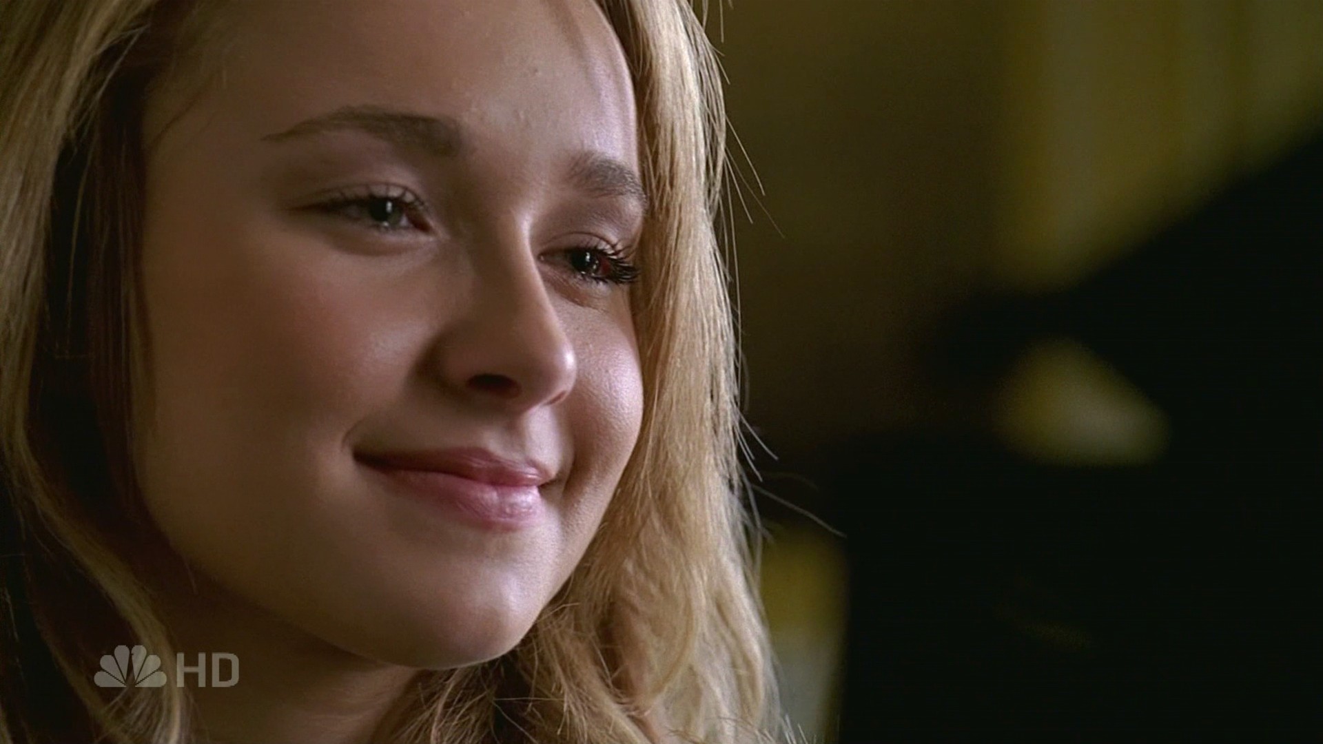 HaydenPanettiere_Heroes_S01E19_HDTV_025.jpg