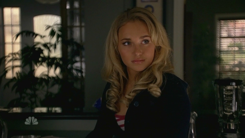 HaydenPanettiere_Heroes_S01E02_HDTV_002.jpg