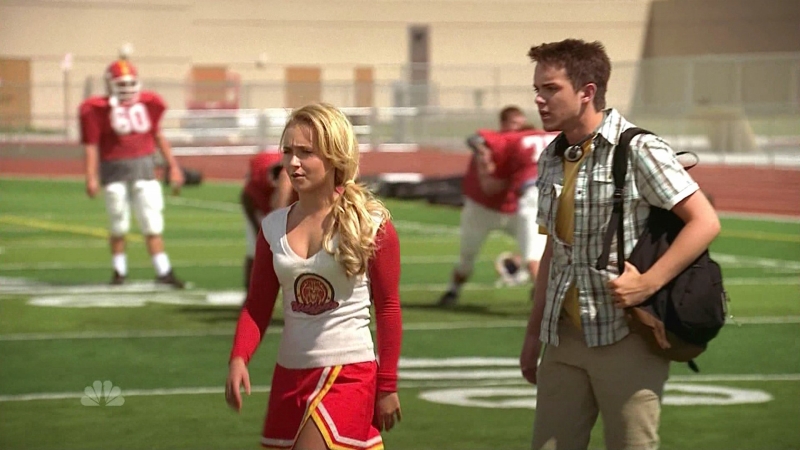 HaydenPanettiere_Heroes_S01E02_HDTV_024.jpg