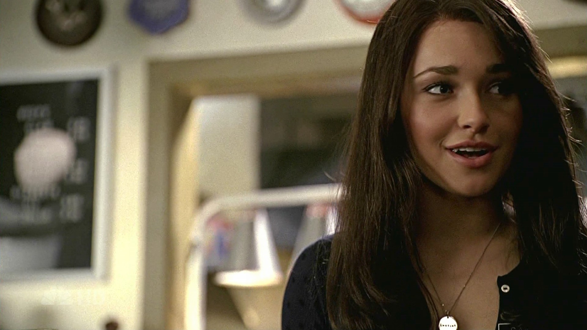 HaydenPanettiere_Heroes_S01E20_HDTV_001.jpg
