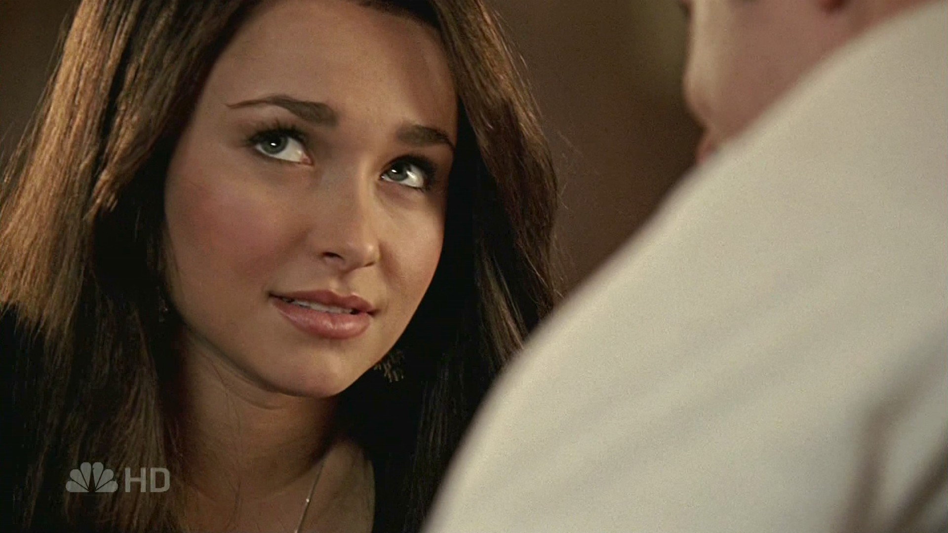 HaydenPanettiere_Heroes_S01E20_HDTV_008.jpg