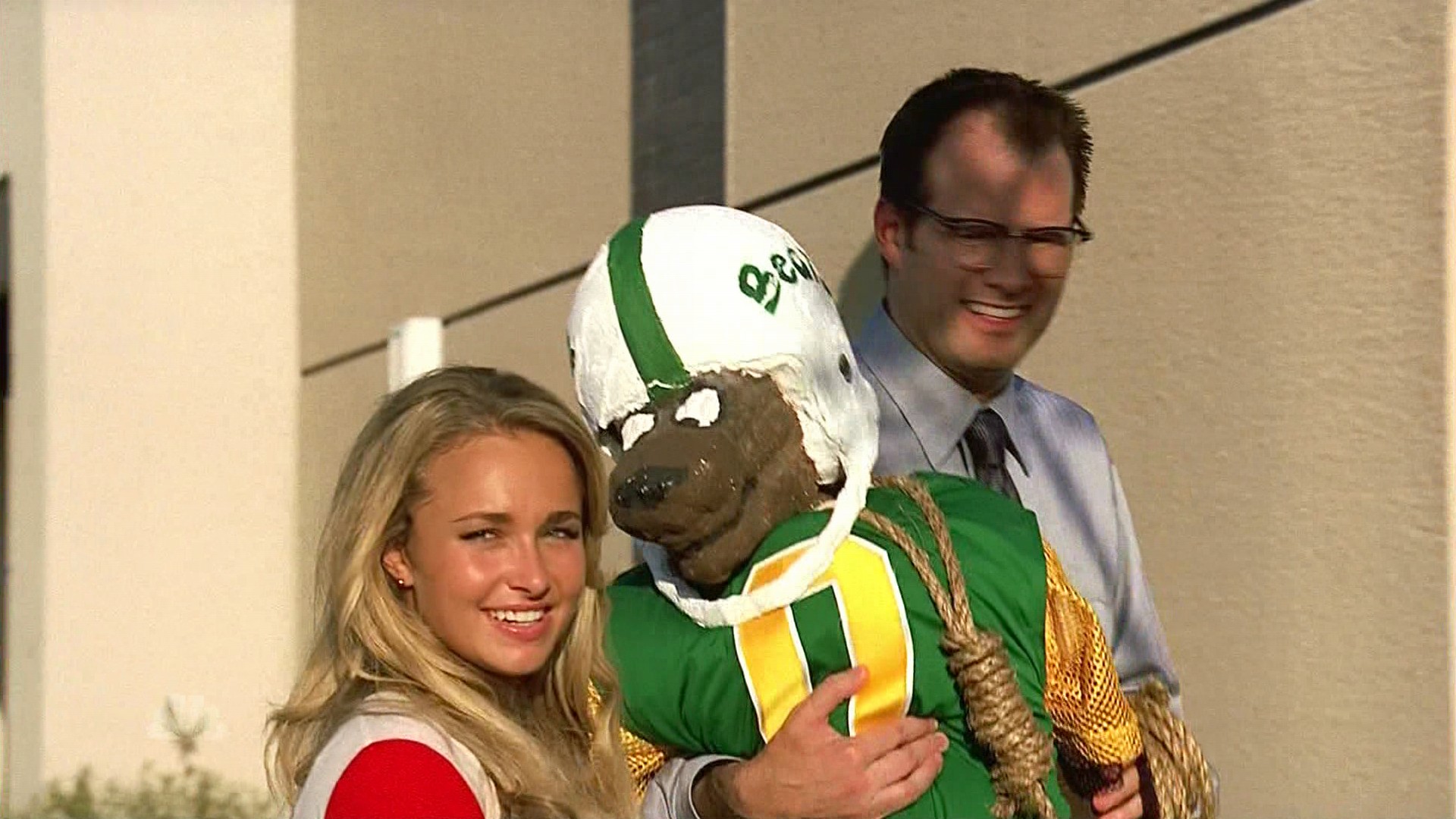 HaydenPanettiere_Heroes_S01E03_HDTV_001.jpg HaydenPanettiere_Heroes_S01E03_HDTV_001.jpg