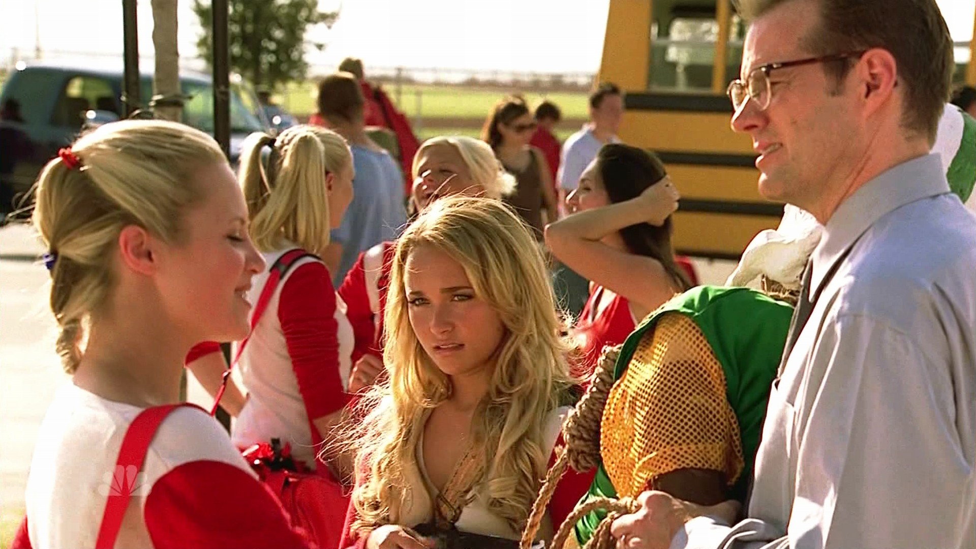 HaydenPanettiere_Heroes_S01E03_HDTV_002.jpg HaydenPanettiere_Heroes_S01E03_HDTV_002.jpg