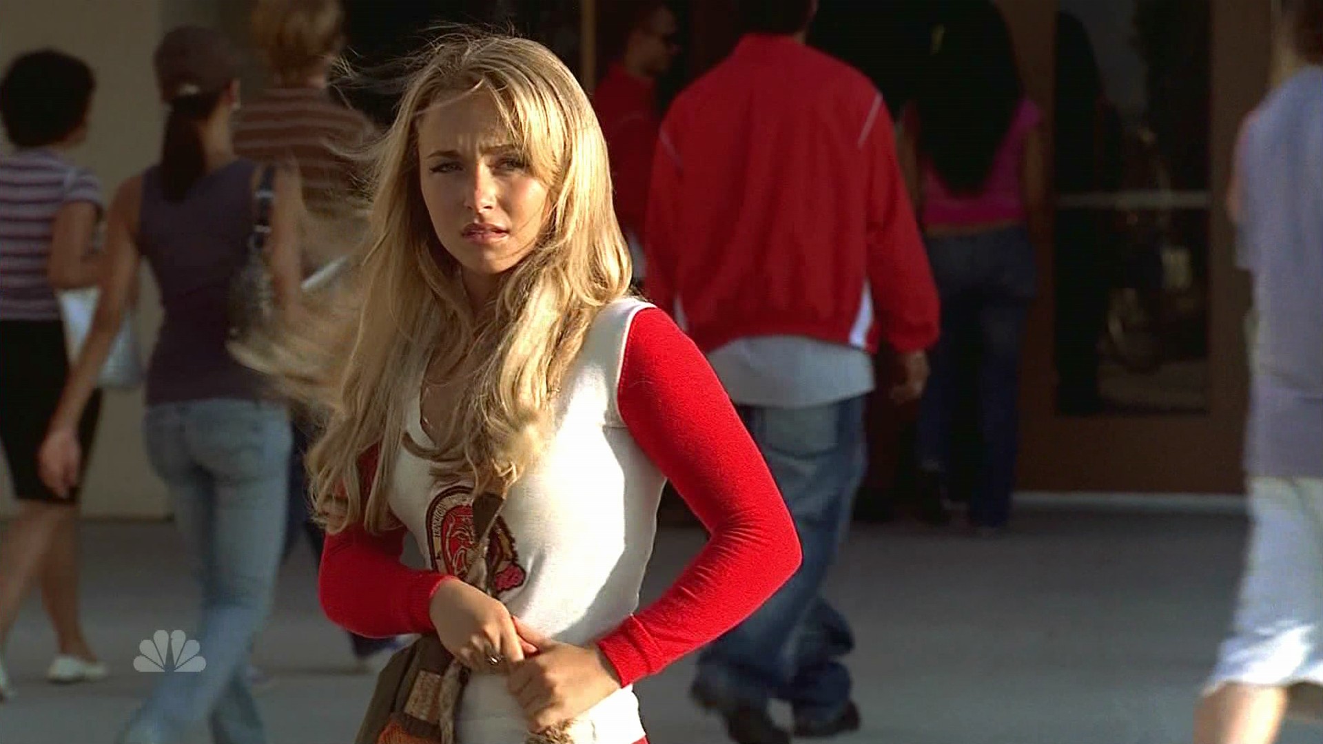 HaydenPanettiere_Heroes_S01E03_HDTV_005.jpg HaydenPanettiere_Heroes_S01E03_HDTV_005.jpg