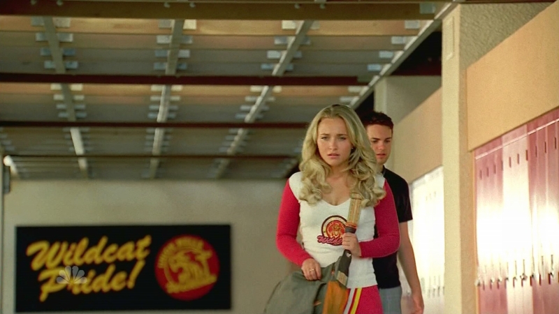 HaydenPanettiere_Heroes_S01E03_HDTV_008.jpg