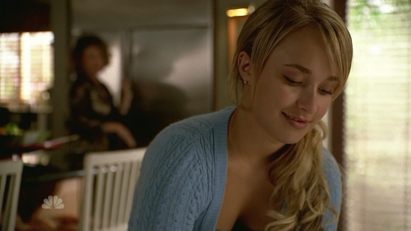 HaydenPanettiere_Heroes_S01E06_HDTV_033.jpg