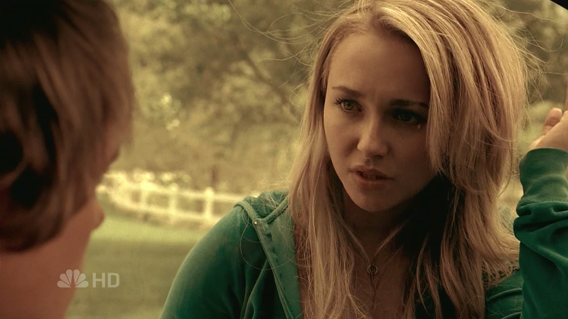 HaydenPanettiere_Heroes_S01E07_HDTV_019.jpg HaydenPanettiere_Heroes_S01E07_HDTV_019.jpg