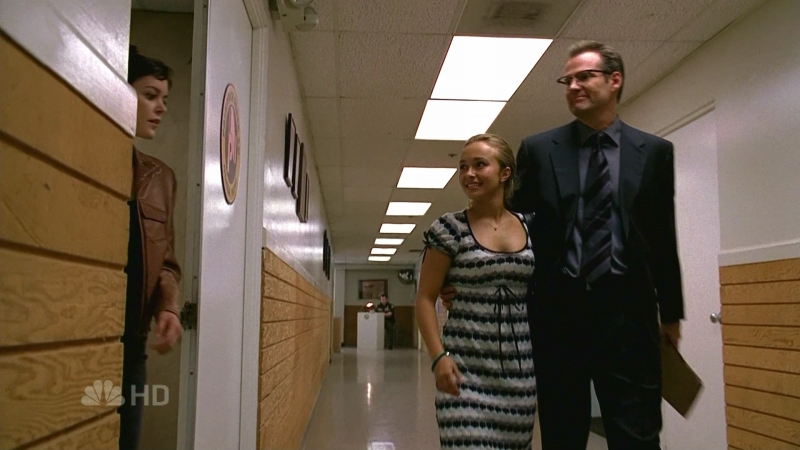 HaydenPanettiere_Heroes_S01E08_HDTV_008.jpg