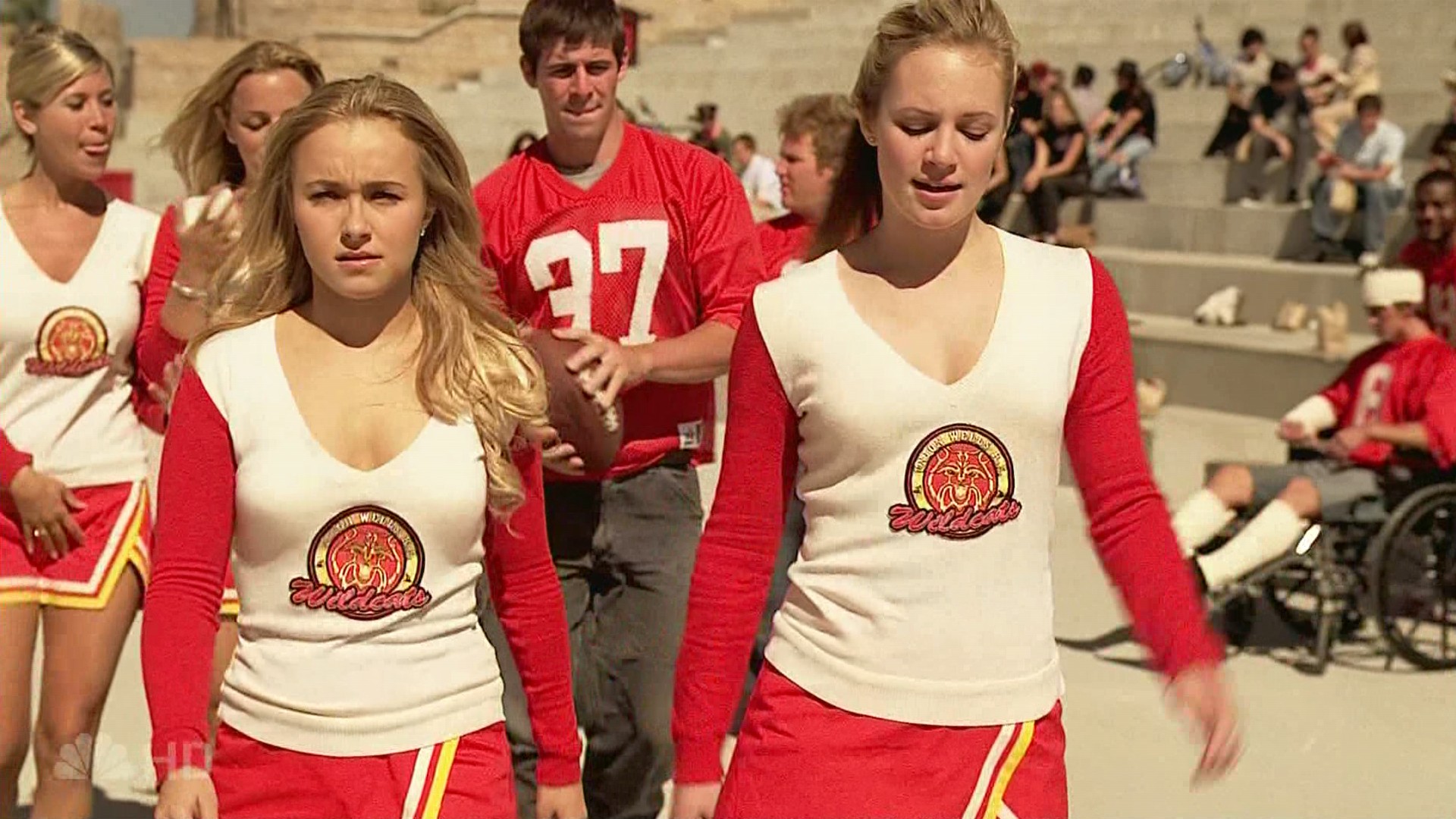 HaydenPanettiere_Heroes_S01E09_HDTV_008.jpg