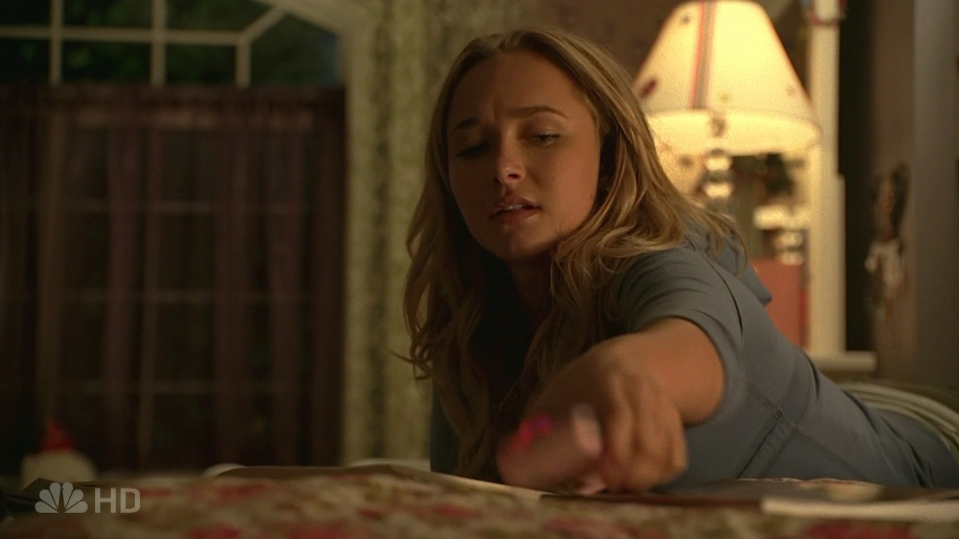 HaydenPanettiere_Heroes_S01E09_HDTV_034.jpg HaydenPanettiere_Heroes_S01E09_HDTV_034.jpg