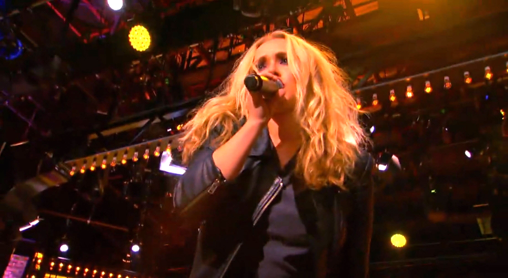 haydenpanettiere-lipsync00256.jpg