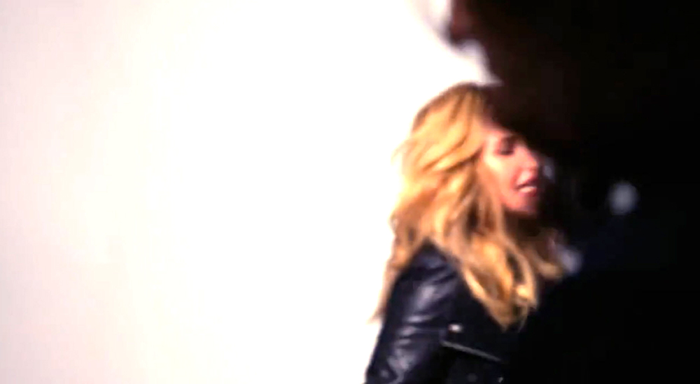 haydenpanettiere-lipsync00857.jpg