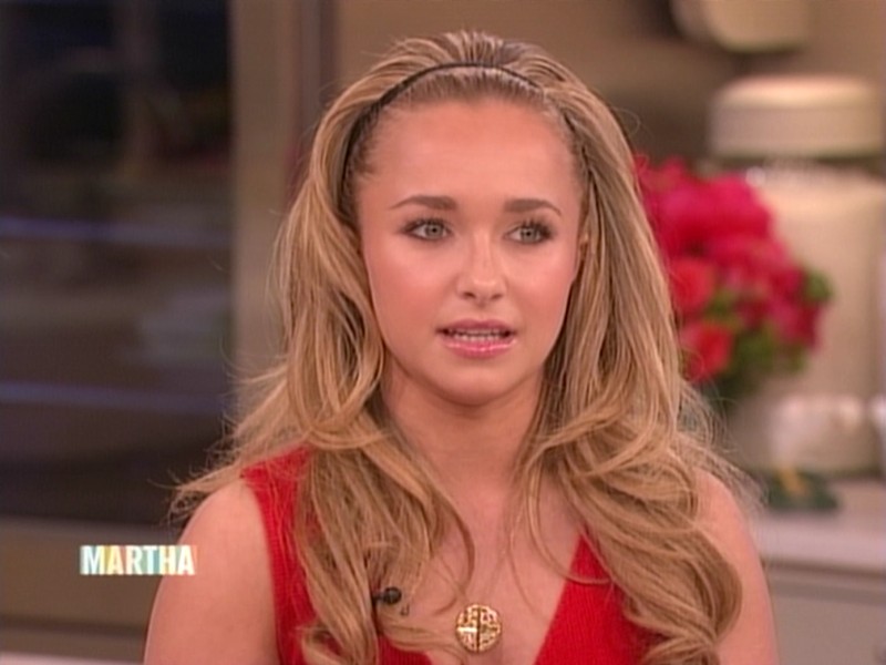 HaydenPanettiere_Martha_2007-05-09_ATSC_035.jpg