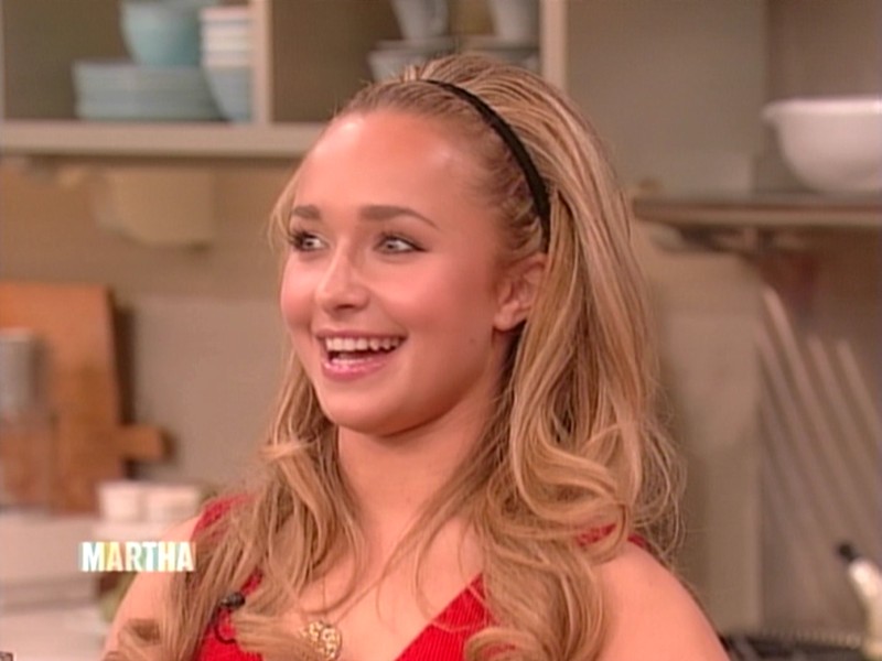 HaydenPanettiere_Martha_2007-05-09_ATSC_048.jpg