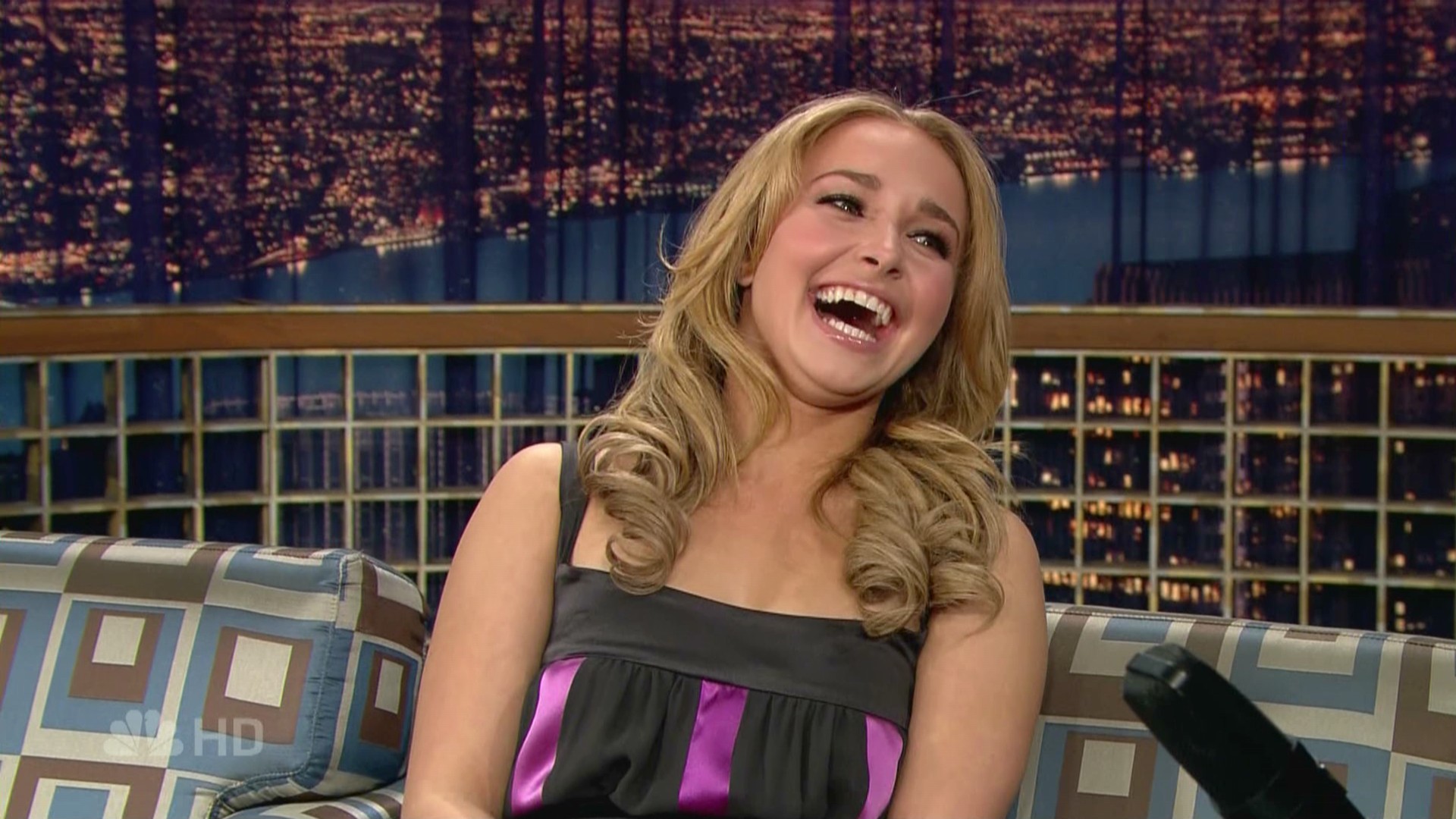 HaydenPanettiere_LNwCOB_2007-02-12_HDTV_014.jpg HaydenPanettiere_LNwCOB_2007-02-12_HDTV_014.jpg