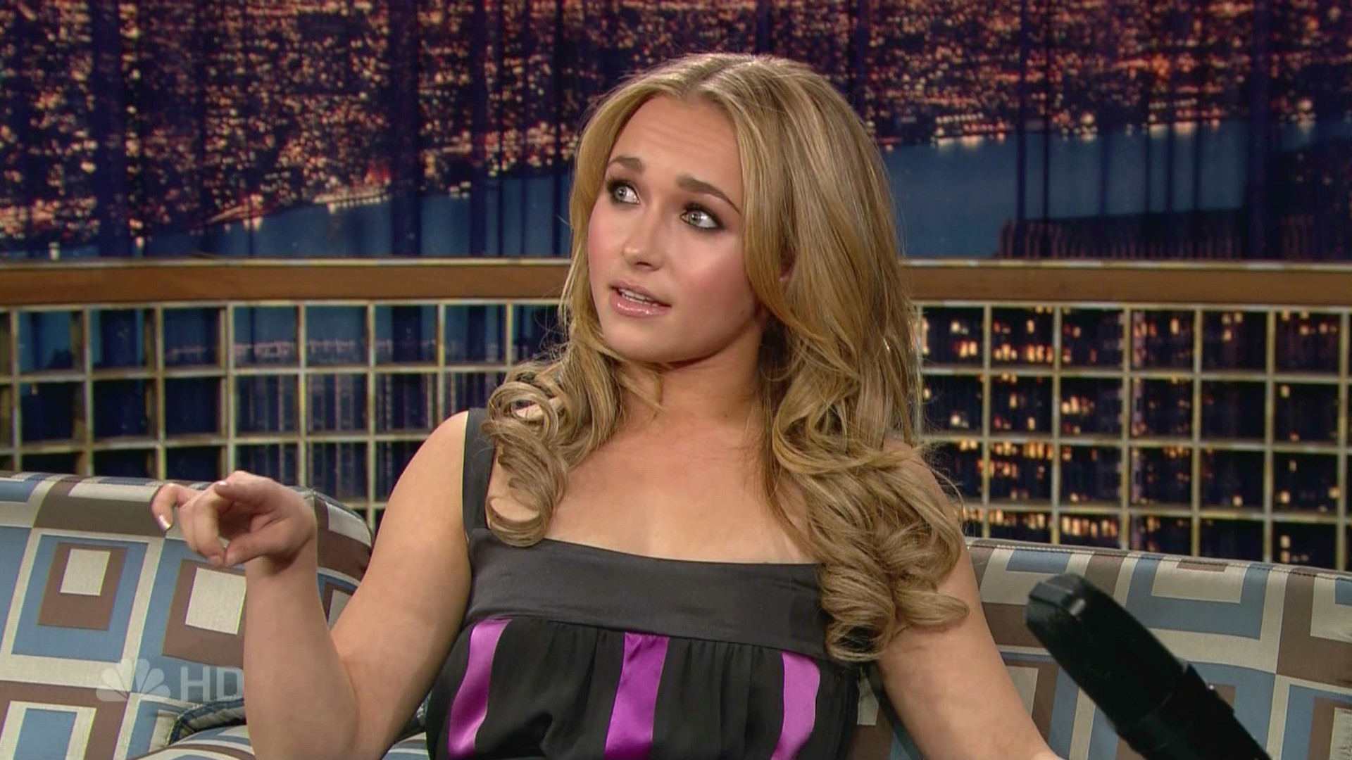 HaydenPanettiere_LNwCOB_2007-02-12_HDTV_036.jpg HaydenPanettiere_LNwCOB_2007-02-12_HDTV_036.jpg