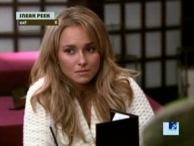 HaydenPanettiere_Punk_d_S08E01_CATV_015.jpg