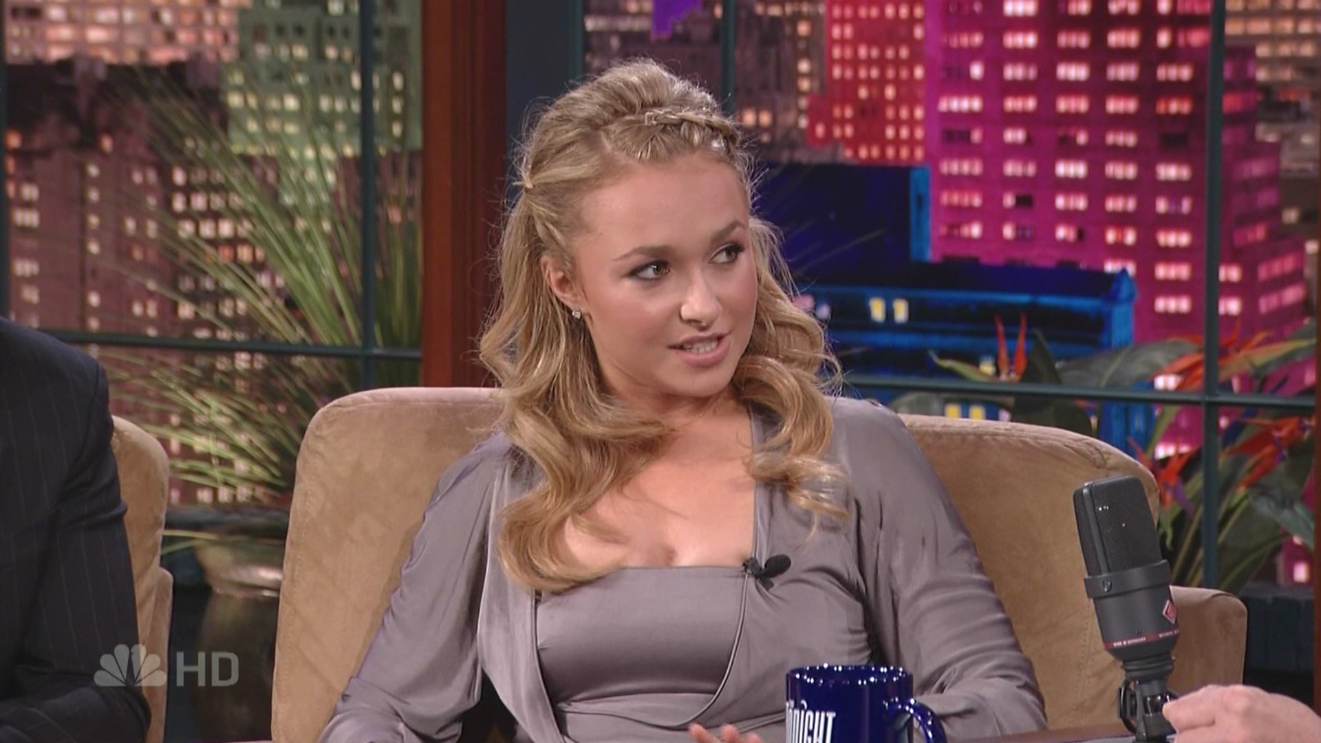 HaydenPanettiere_TTSwJL_2007-04-20_HDTV_062.jpg